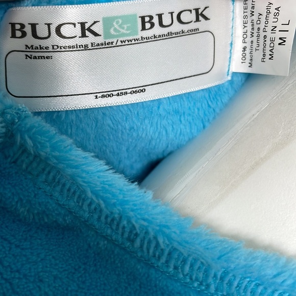 So Soft Buck & Buck Adaptive Nightgown - Picture 6 of 9